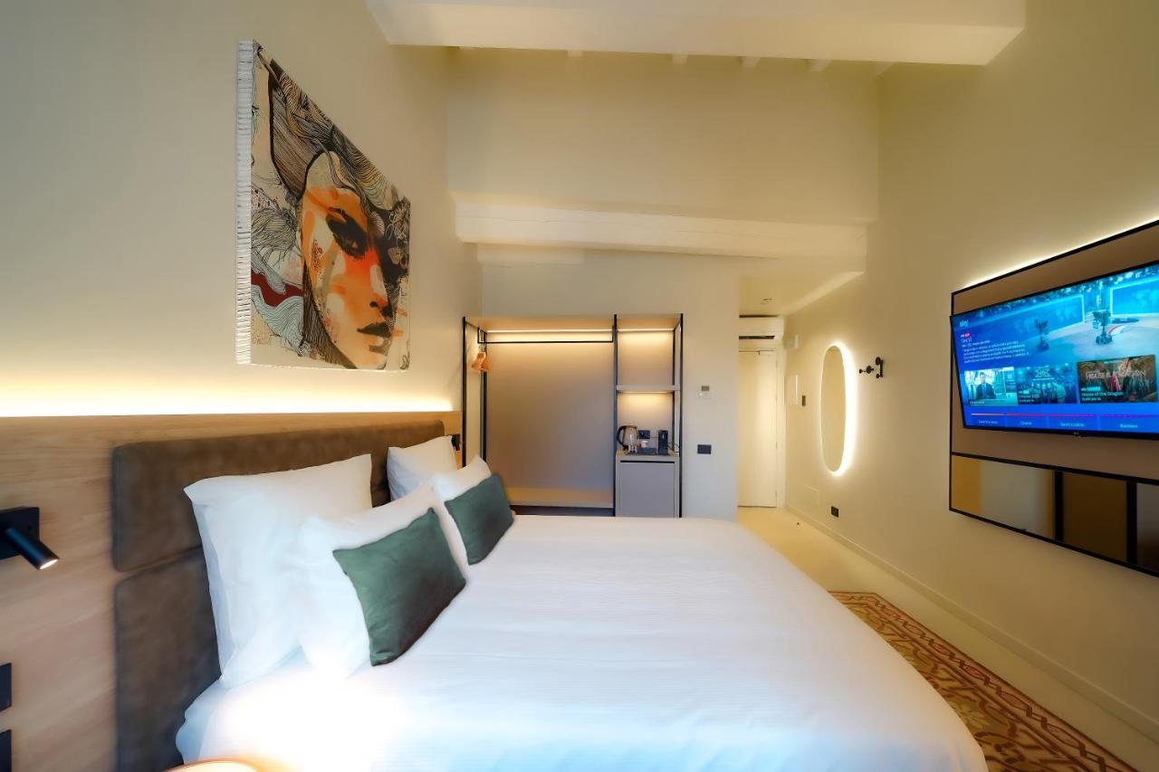 Bergamo Inn 21 Ngoại thất bức ảnh Deluxe Room