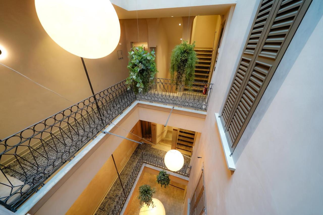 Bergamo Inn 21 Ngoại thất bức ảnh Interior of the hotel